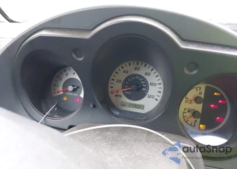 2004 Nissan Xterra Xe z USA, uszkodzony, nr VIN 5N1ED28Y74C675845